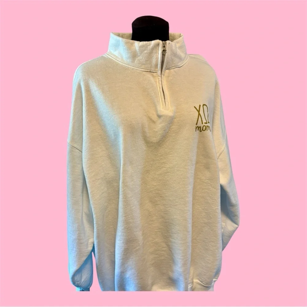 Chi Omega Mom White Quarter-Zip Long Sleeve Sweatshirt with Gold Print size 3XL - Picture 10 of 11